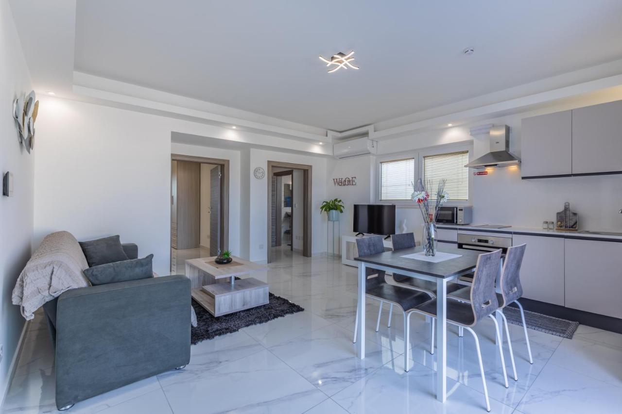 Terrace View- A Charming Two Bedrooms Penthouse Ac-Wifi Msida Eksteriør billede