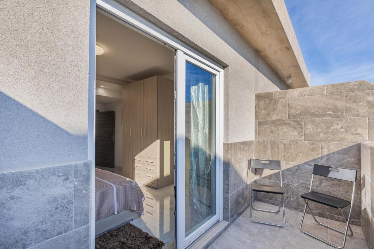 Terrace View- A Charming Two Bedrooms Penthouse Ac-Wifi Msida Eksteriør billede