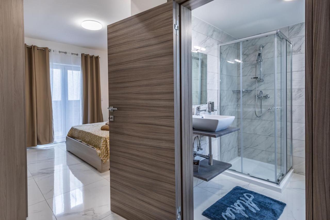 Terrace View- A Charming Two Bedrooms Penthouse Ac-Wifi Msida Eksteriør billede
